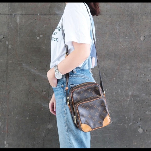 Louis Vuitton monogram Amazone crossbody bag - Picture 15 of 15